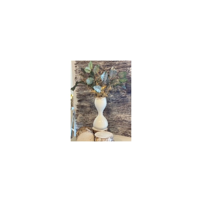 Jarrón Pera en Blanco con detalles dorados.